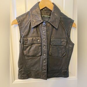 Burberry vest